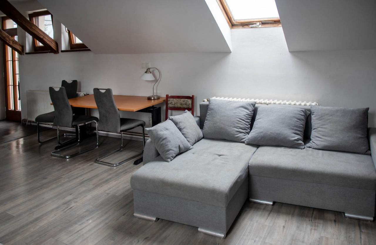 Ferienwohnung V Sadu Lysá nad Labem Exterior foto